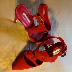 BCBGENERATION,  SZ.10 DARK CORAL nice sharp style.